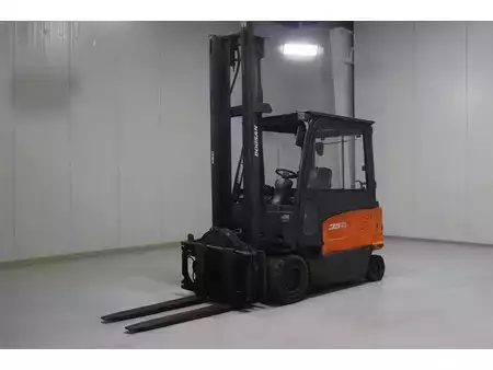 Elektro čtyřkolový VZV 2018  Doosan B35X-7 (3)
