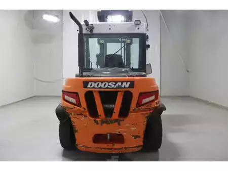 Empilhador diesel 2017  Doosan D70S-7 (3)