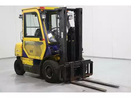 Diesel heftrucks 2002  Komatsu FD25T-14 (1)