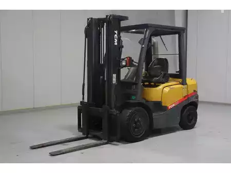 Dízel targoncák 2008  TCM FD30T3 (7)