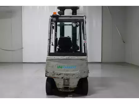 Elektryczne 4-kołowe 2018  Nissan G1Q2L25Q (7)