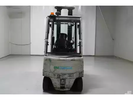 Elektryczne 4-kołowe 2018  Nissan G1Q2L25Q (6)