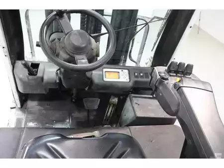 Elektryczne 4-kołowe 2018  Nissan G1Q2L30Q (3)