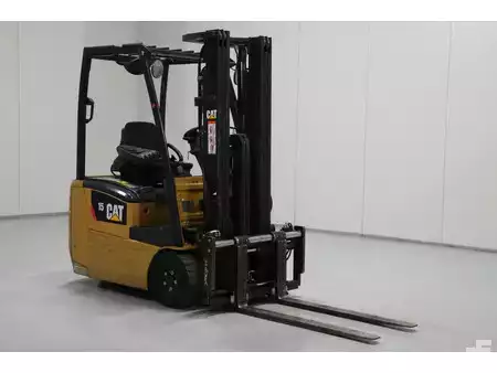 Elektro tříkolové VZV 2014  CAT Lift Trucks EP15PNT (1)
