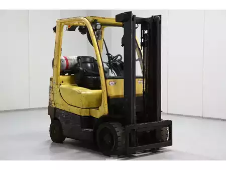 Chariots élévateurs GPL 2017  Hyster S2.5FT (1)