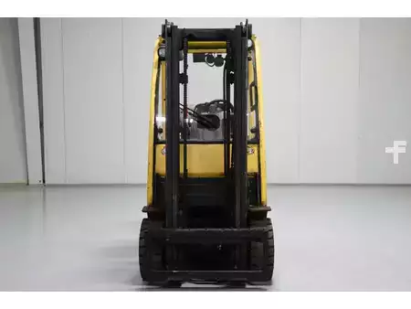 Chariots élévateurs GPL 2017  Hyster S2.5FT (3)