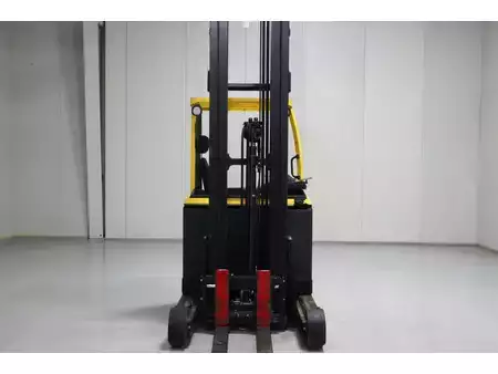 Chariots à mât rétractable 2018  Hyster R1.4 (3)