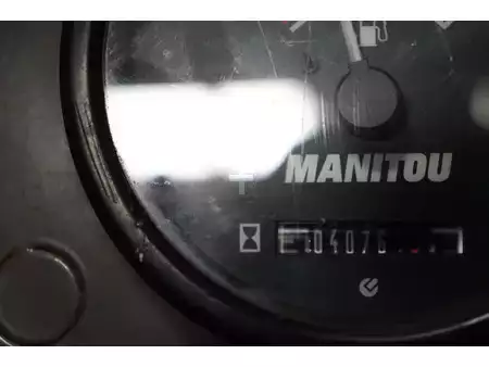 Dízel targoncák 2014  Manitou MH25-4T (10)