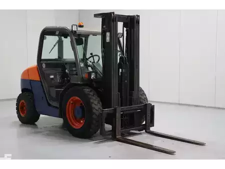 Dízel targoncák 2014  Manitou MH25-4T (1)