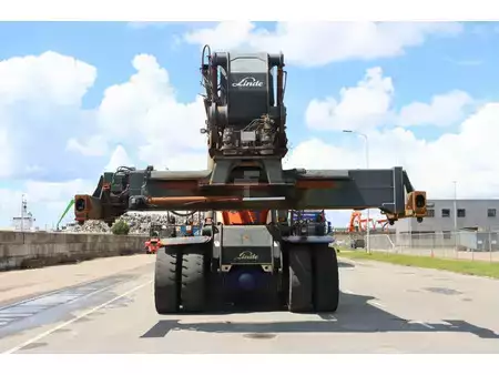 Reachstackers 2013  Linde C4531TL5 (9)