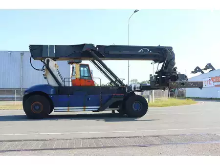 Reachstacker 2013  Linde C4531TL5 (10)