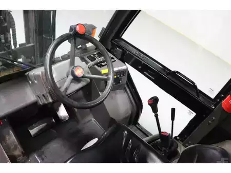 Dízel targoncák 2014  Manitou MH25-4T (2)
