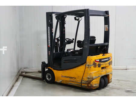 Chariots électriques à 3 roues 2015  Jungheinrich EFG216K (5)