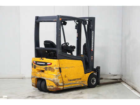 Chariots électriques à 3 roues 2015  Jungheinrich EFG216K (7)