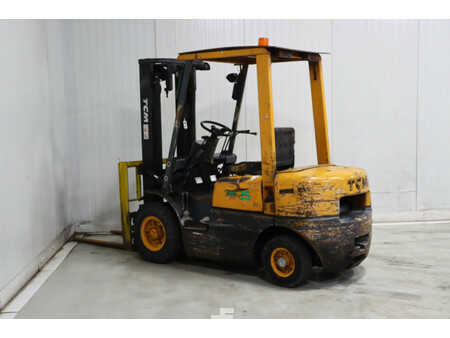 Carrelli elevatori diesel 1997  TCM FD25Z5 (5)