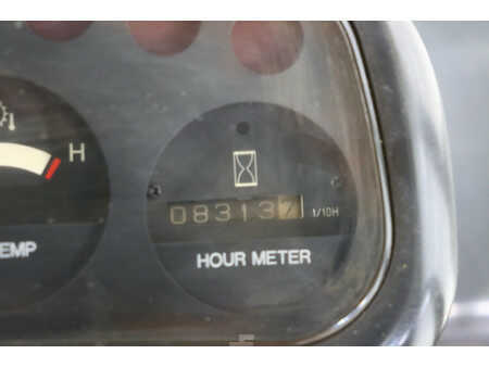 Carrelli elevatori diesel 1997  TCM FD25Z5 (9)