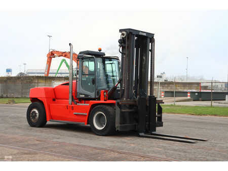 Dieseltrukki 2015  Kalmar DCG160-12 (1)