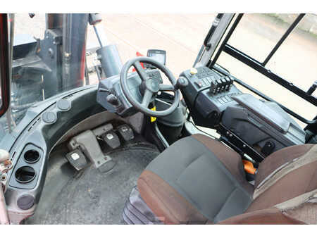 Dieseltrukki 2015  Kalmar DCG160-12 (2)