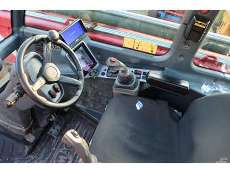 Kurottaja 360° kääntö 2017  Magni RTH5.25S (15)