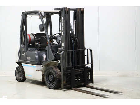 Treibgasstapler 2021  Nissan U1D2A20LQ (1)