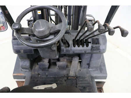 Treibgasstapler 2021  Nissan U1D2A20LQ (9)
