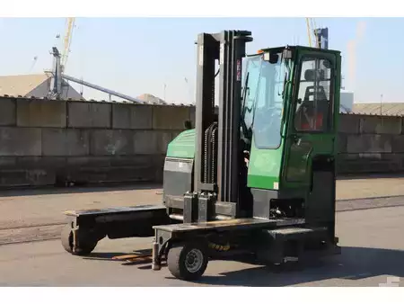 Oldalvillás 2011  Combilift C4000 (4)