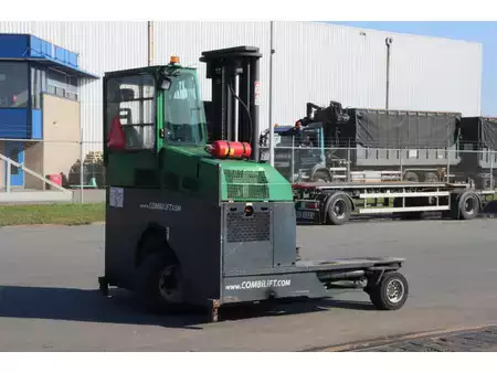 Oldalvillás 2011  Combilift C4000 (7)