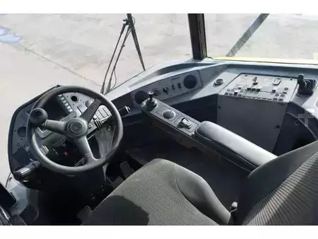 Terminaltraktor 2011  Terberg RT223 (2)