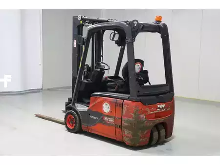 Elektro tříkolové VZV 2017  Linde E16-02 (5)