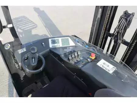 Schubmaststapler 2009  Komatsu FB14RJ2R (2)