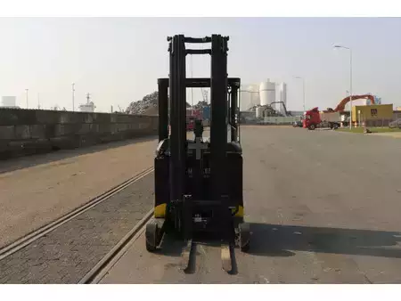 Schubmaststapler 2009  Komatsu FB14RJ2R (3)