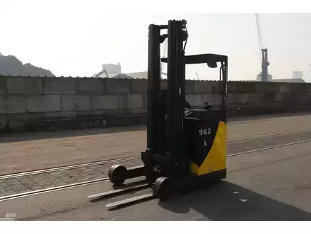 Schubmaststapler 2009  Komatsu FB14RJ2R (4)