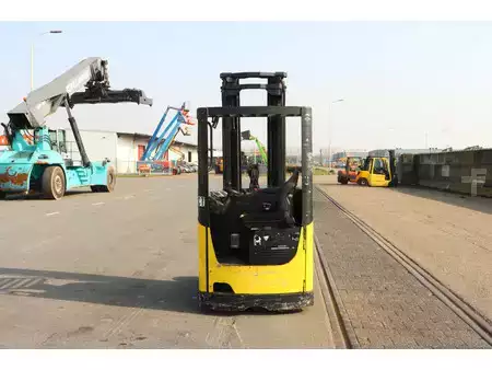 Schubmaststapler 2009  Komatsu FB14RJ2R (6)