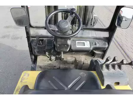 Elektromos 4 kerekű 2010  Nissan G1Q2L25U (2)