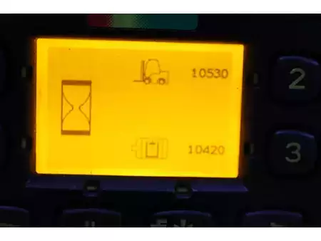 Chariots électriques à 3 roues 2013  Hyster J2.0XN (10)