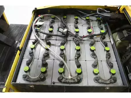 Chariots électriques à 3 roues 2013  Hyster J2.0XN (8)