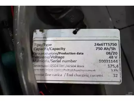 Chariots électriques à 3 roues 2013  Hyster J2.0XN (9)