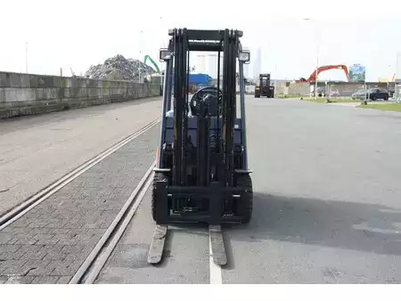 El Truck - 4-hjul 2005  Toyota 7FBMF25 (3)