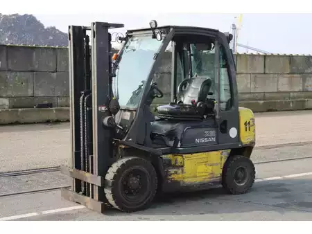 Dieselový VZV 2008  Nissan Y1D2A25Q (5)