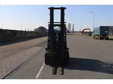 Dieselstapler 2019  Unicarriers YG1D2A30Q (3)