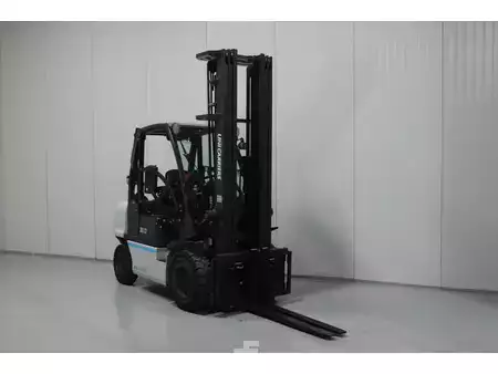 Dieselstapler 2019  Unicarriers YG1D2A30Q (1)