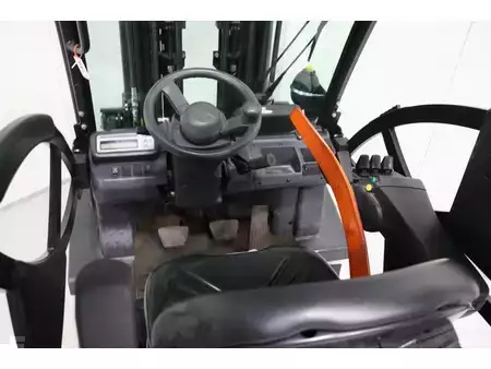 Dieselstapler 2019  Unicarriers YG1D2A30Q (9)