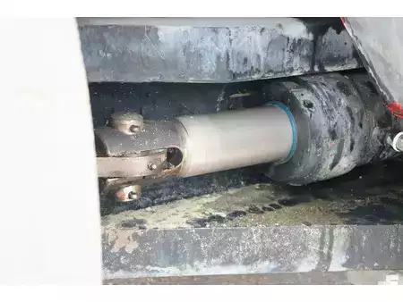 Dízel targoncák 2017  Svetruck 1060-28 (12)