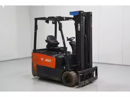Elektro tříkolové VZV 2017  Doosan B20T-7 (1)