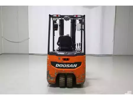 Elektro tříkolové VZV 2018  Doosan B20T-7 (4)