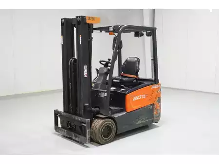Elektro tříkolové VZV 2018  Doosan B20T-7 (6)
