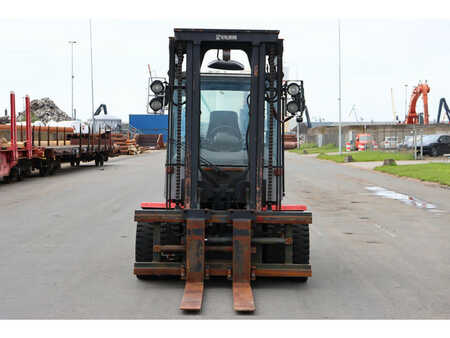 Diesel Forklifts 2013  Kalmar DCE80-9HM (2)
