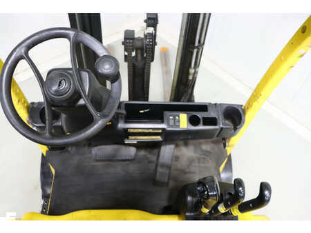 Elettrico 4 ruote 2011  Hyster J2.5XN (10)