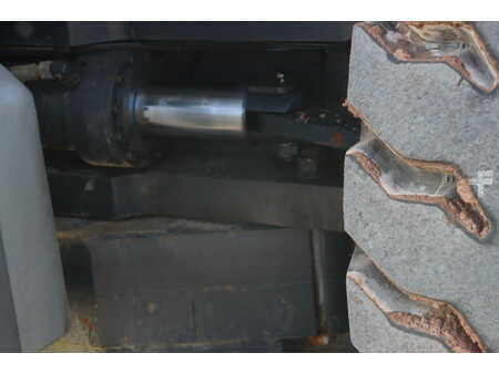 Reachstacker 2020  CVS-Ferrari F500RS8 (10)