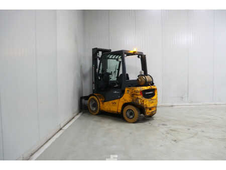 Gas truck 2015  Jungheinrich TFG430S (5)